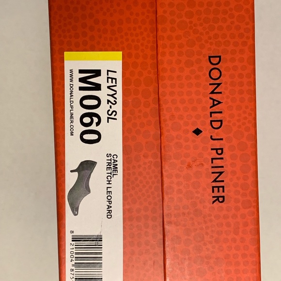 Donald Pliner NWOT - Picture 4 of 5